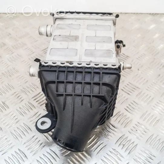 BMW 6 F12 F13 Chłodnica powietrza doładowującego / Intercooler 7843119