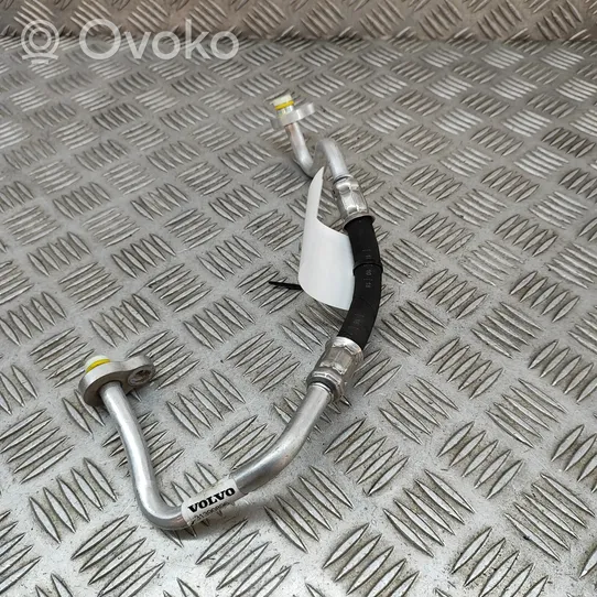 Volvo XC90 Tubo flessibile aria condizionata (A/C) 31390896