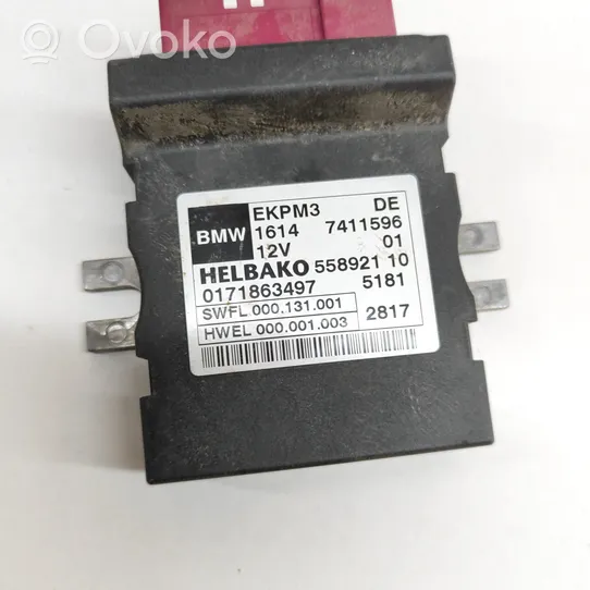 BMW 3 F30 F35 F31 Degalų (kuro) siurblio valdymo blokas 7411596