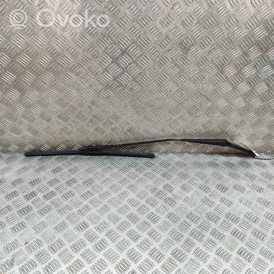 Porsche Macan Windshield/front glass wiper blade 95B955408