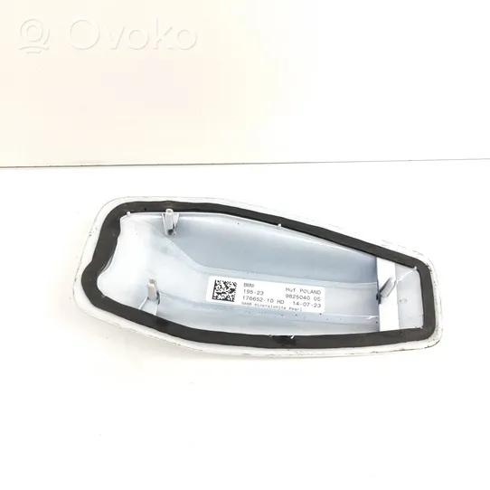 BMW i4 Stogo (GPS) antenos dangtelis 9825040