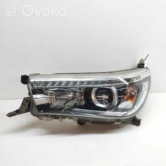 Toyota Hilux (AN120, AN130) Phare frontale 811500K720