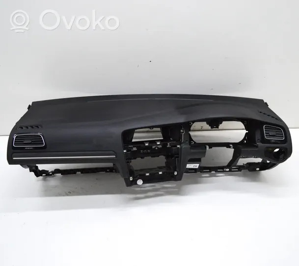 Volkswagen Golf VII Deska rozdzielcza 5G2857181A