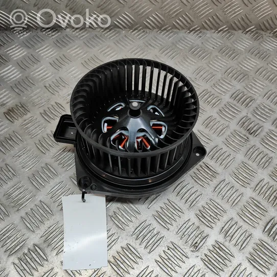 BMW X3 G01 Ventola riscaldamento/ventilatore abitacolo T38256B