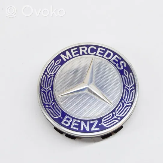 Mercedes-Benz A W176 Mozzo/copricerchi/borchia della ruota R12 A1714000125