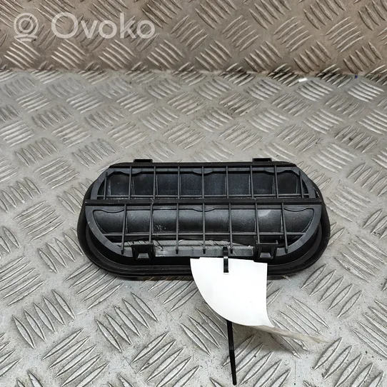 Volkswagen PASSAT B8 Quarter panel pressure vent 6R0819465B