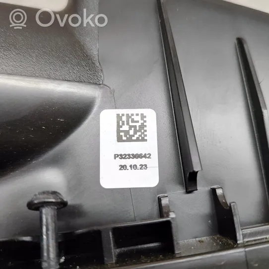 Volvo XC40 Oro filtro dėžės dangtelis 32336642