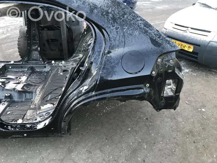 Lexus UX Ćwiartka tylna 