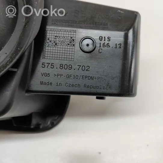 Skoda Karoq Volet de trappe réservoir de carburant 575809702