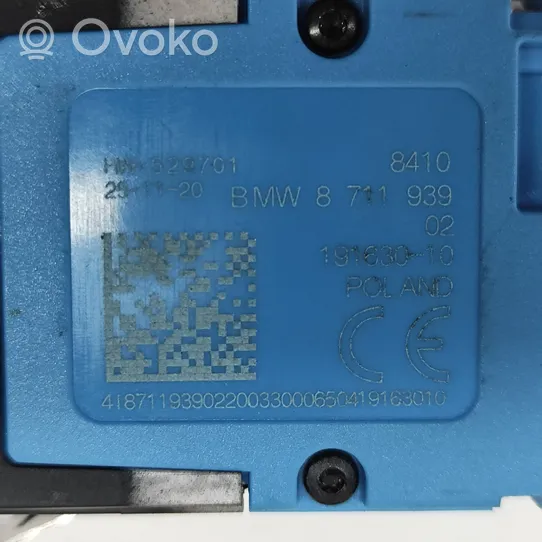 BMW 2 F44 Gniazdo / Złącze USB 8711939