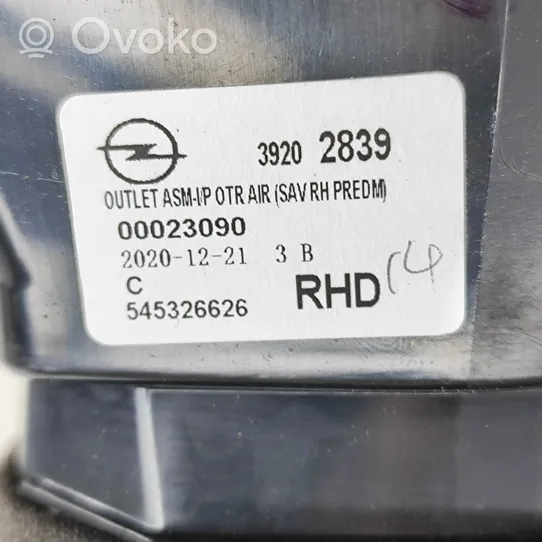 Opel Corsa F Kojelaudan tuuletussuuttimen suojalista 545326626
