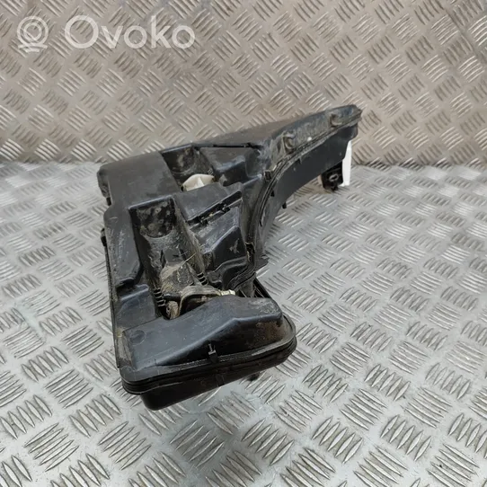 Audi A4 S4 B9 Zbiornik płynu spryskiwaczy lamp 8W0955451L