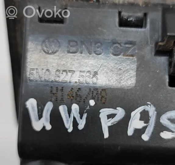 Volkswagen PASSAT B6 Przycisk otwierania klapy bagażnika 5N0827566