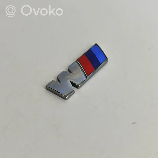 BMW 5 F10 F11 Litery / Emblematy na błotnik przedni 8058882