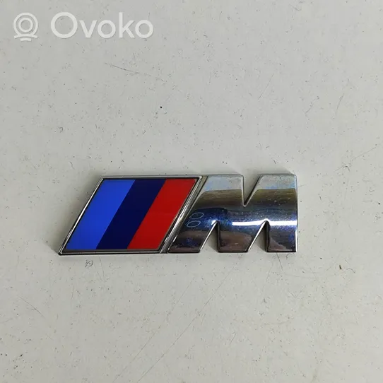 BMW 5 F10 F11 Inny emblemat / znaczek 8058881