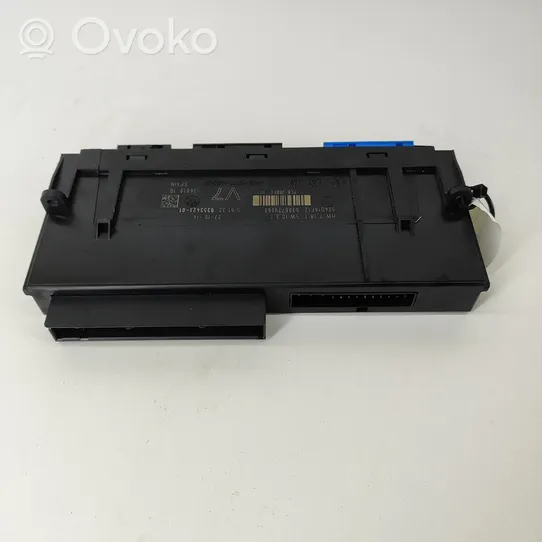 BMW 5 F10 F11 Central body control module 9353421