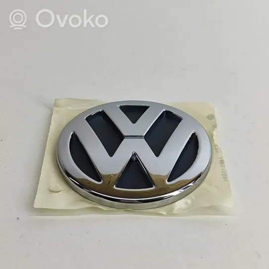 Volkswagen PASSAT B5 Valmistajan merkki/logo/tunnus 3B9853630