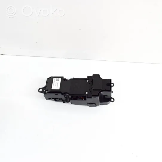 Volvo S90, V90 A set of switches 31443829