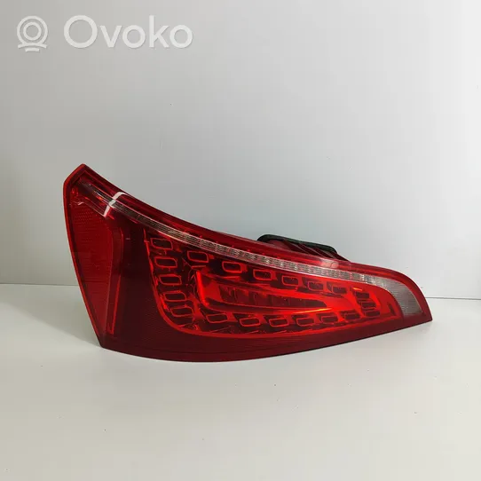 Audi Q5 SQ5 Lampy tylnej klapy bagażnika 8R0945093A