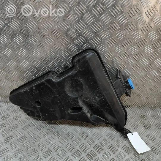 BMW 5 G30 G31 Réservoir de liquide lave-lampe 8071453