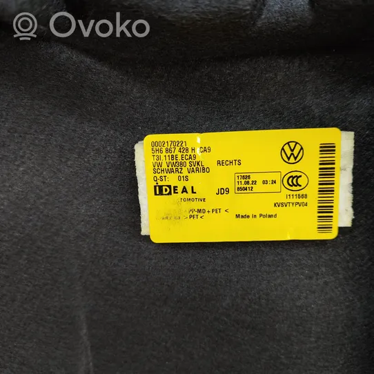 Volkswagen Golf VIII Tavaratilan sivuverhoilu 5H6867428H