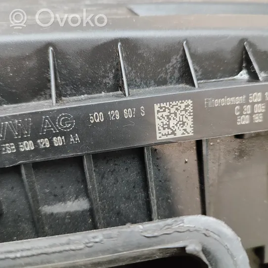 Skoda Superb B8 (3V) Caja del filtro de aire 5Q0129607S