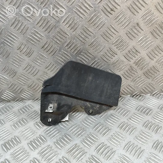 Audi A3 8Y Takaroiskeläppä 8Y0853834B