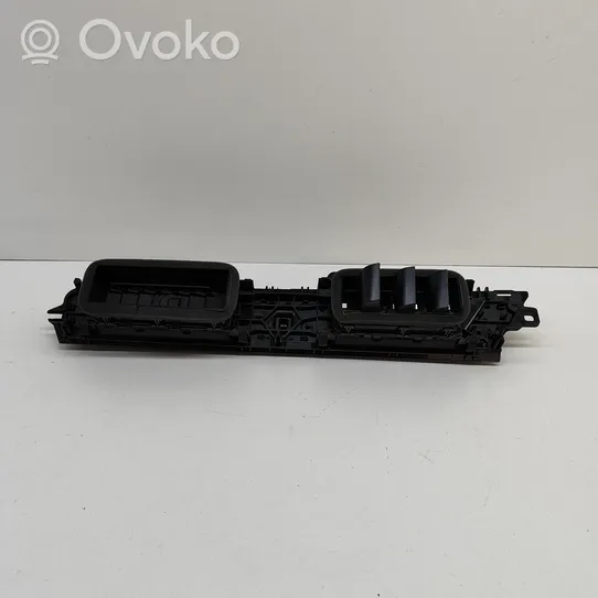 Audi A3 8Y Lango oro grotelės 8Y2820951A