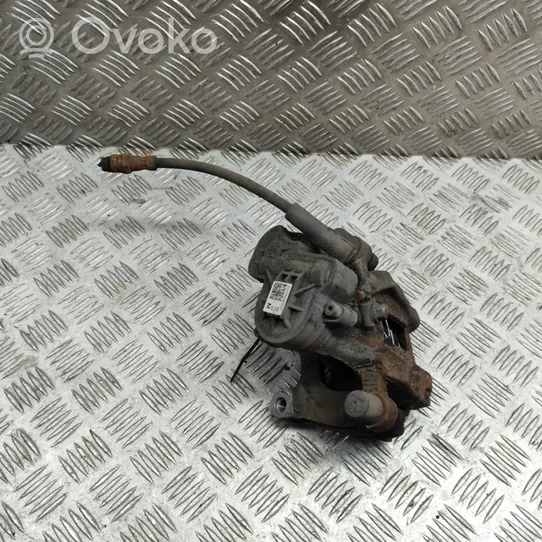 Volkswagen PASSAT B8 Rear brake caliper 3Q0615405M