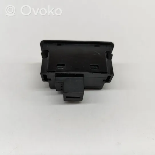 Audi A5 Bouton interrupteur ouverture du coffre 4G0959831C