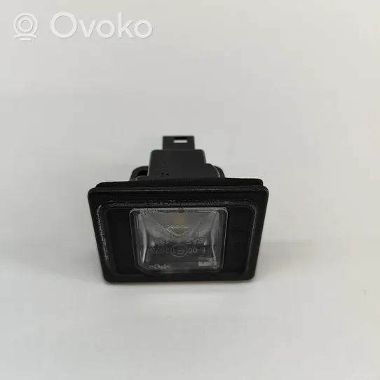 Mercedes-Benz GL X166 Lampa oświetlenia tylnej tablicy rejestracyjnej A0009062903