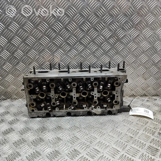 Volkswagen Golf VII Engine head 04L103064