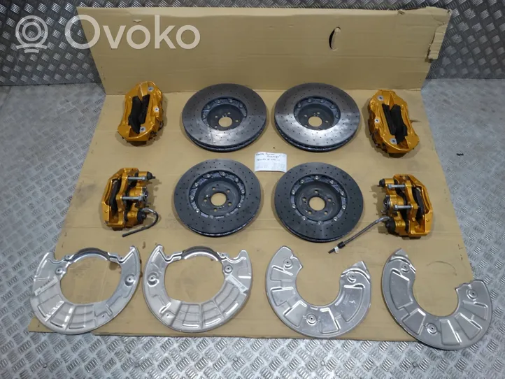 BMW 5 G30 G31 Set dischi freno e pinze 