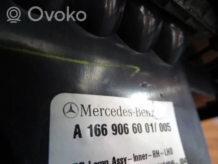 Mercedes-Benz GLE (W166 - C292) Galinis žibintas kėbule 