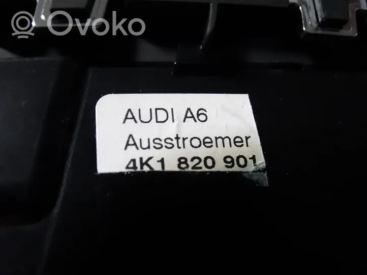 Audi A7 S7 4K8 Kojelaudan keskiosan tuuletussuuttimen ritilä 