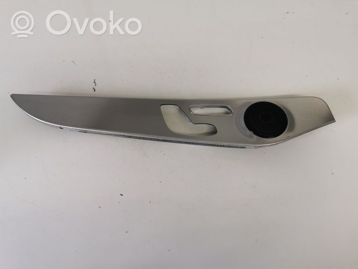 Mercedes-Benz C W205 Moulure/baguette de porte avant A2057205513