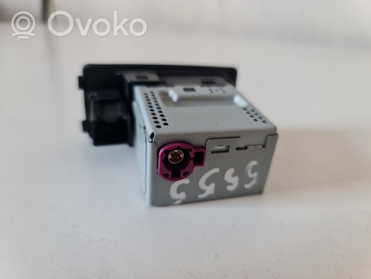 Volvo XC90 USB jungtis 31407038