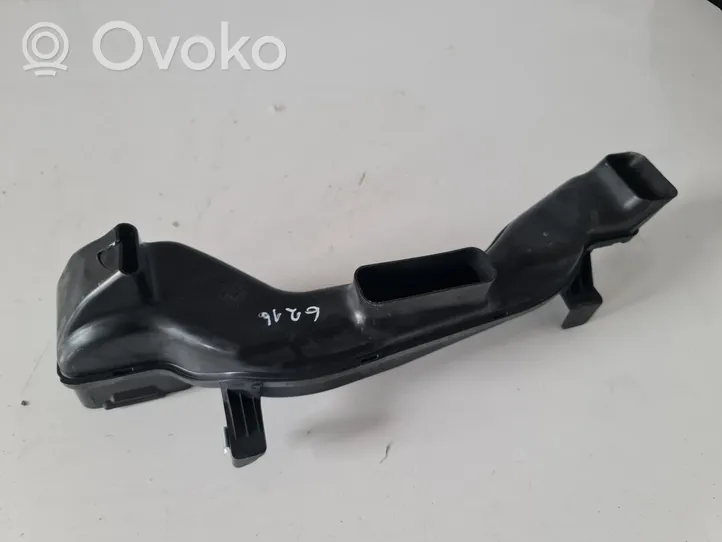 BMW X6 F16 Oro paėmimo kanalo detalė (-ės) 9252345