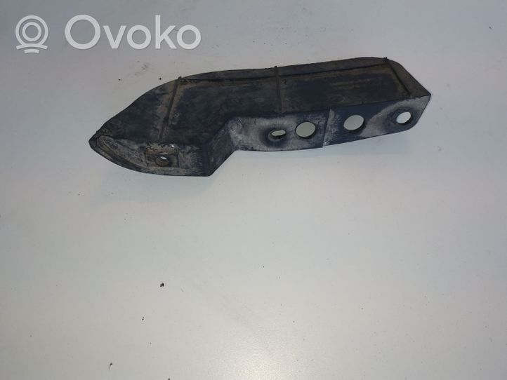 Toyota RAV 4 (XA30) Eturoiskeläppä 5389542020