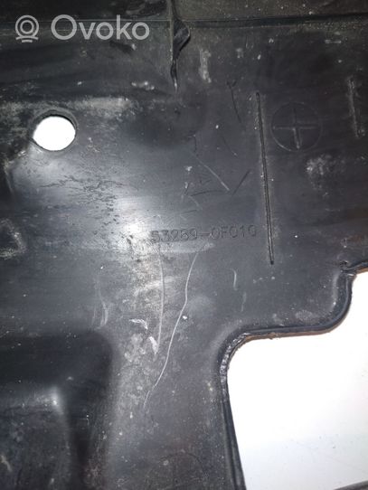 Toyota Corolla Verso E121 Rivestimento della modanatura della chiusura del vano motore/cofano 532890F010