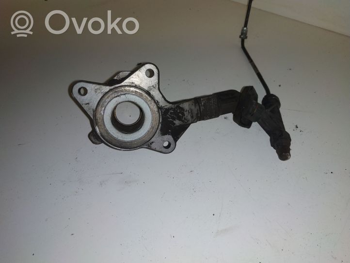 Ford Mondeo Mk III Pomocniczy cylinder łożyska wciskowego sprzęgła 