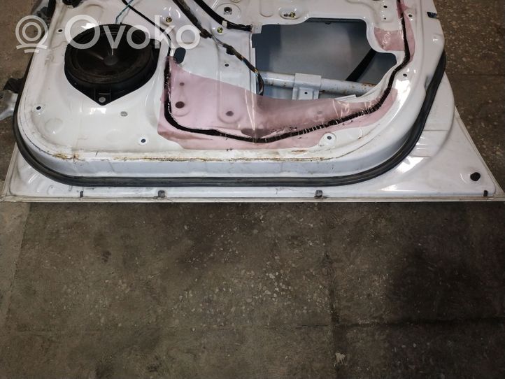 Toyota Avensis Verso Front door 