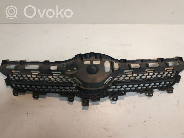 Toyota Corolla Verso AR10 Grille calandre supérieure de pare-chocs avant 531110F030