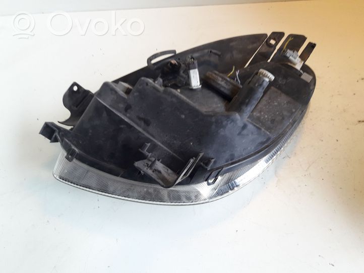 Citroen Xsara Picasso Phare frontale 9631494980