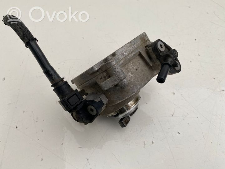 Volvo V40 Alipainepumppu 9804021880