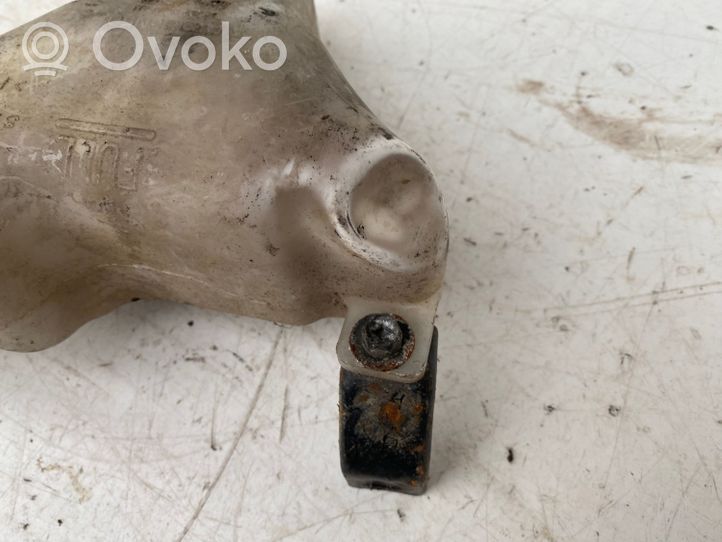 Toyota Corolla E110 Vase d'expansion / réservoir de liquide de refroidissement 