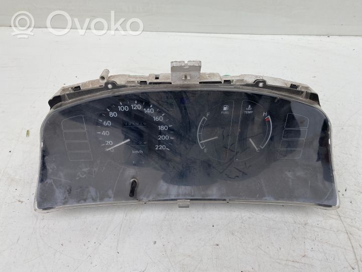 Toyota Corolla E110 Compteur de vitesse tableau de bord 838001A050