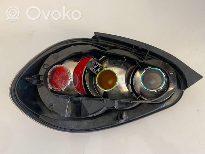 Toyota Aygo AB10 Lampa tylna 815500H071