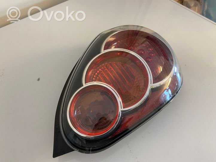 Toyota Aygo AB10 Lampa tylna 815500H071