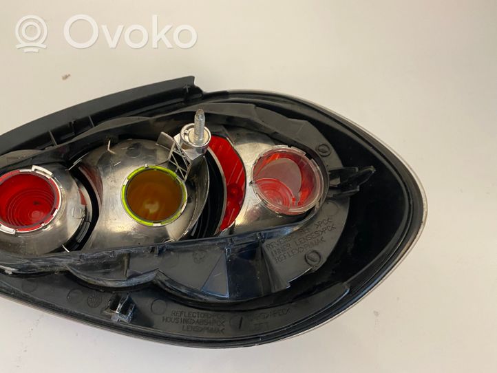 Toyota Aygo AB10 Lampa tylna 815500H071